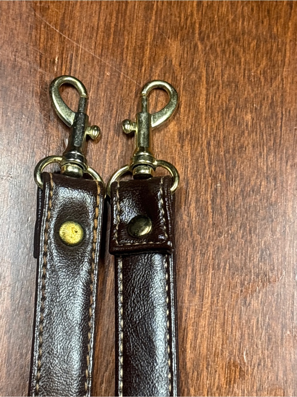 Source Unknown Dark Brown Leather Strap with Brass Clips